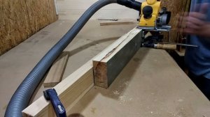 Выборка четверти электрорубанком