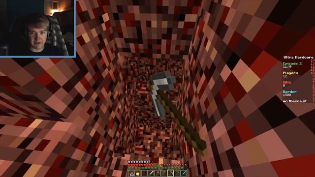 GOLDEN APPLES?! | Minecraft Cube UHC Season 19 #2 смотреть онлайн