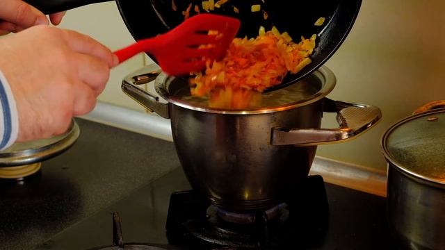 Куриный суп с клецками (галушками) по бабушкиному рецепту смотреть онлайн