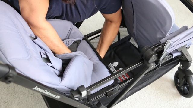 Joovy Caboose RS: HOW TO INSTALL THE REAR SEAT смотреть онлайн