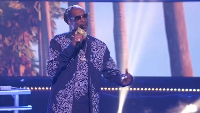 Snoop Dogg Hits The Stage /season 1 Eps. 9 / SHOW TIME AT THE APOLLO