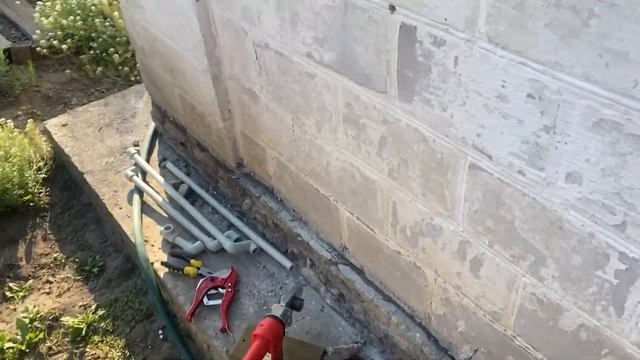 Водопровід на вулиці. Вчилась працювати паяльником для пластикових труб смотреть онлайн