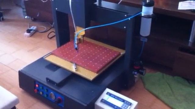 Автоматический дозатор / Automatic Glue Dispenser / dispenser epoxy glue machine смотреть онлайн