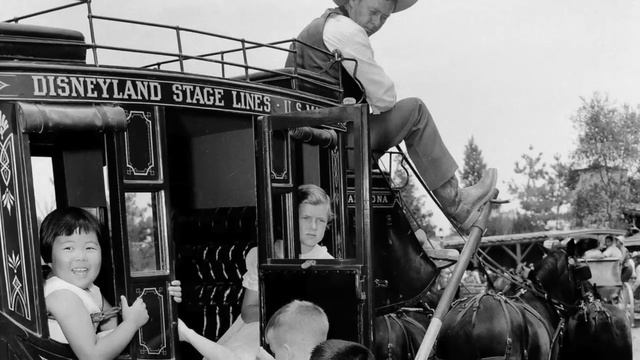 Disneyland In The 1950s - A Photo Album Of Life In America