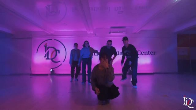 House by Maksim Kozlov IDC смотреть онлайн