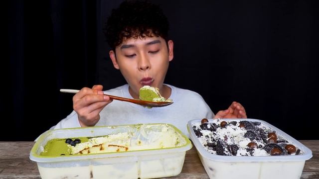 ASMR 녹차티라마수 아이스박스 오리지널 티라미수 파티팩 먹방~!! Box Cake?Green Tea Tiramisu Cake Oreo Cake Tiramisu MuKBang~! смотреть онлайн
