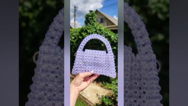 сумочки из бусин)Я вот так могу,а ты хочешь научится?#handmade #bag #сумкаизбусин #kristal смотреть онлайн