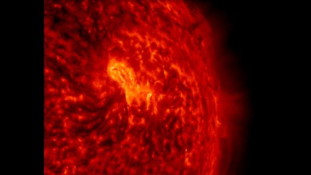 На Солнце произошла вспышка М7.9 баллов смотреть онлайн