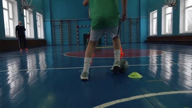 Секция по футболу в ГБОУ "Школа Глория" смотреть онлайн