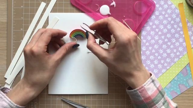 QllArt | Drawing a rainbow in quilling technique | Квиллинг радуга | Радужная открытка смотреть онлайн