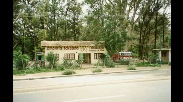 LOS JUGLARES - EN LA PLAYA HERMOSA - TLACOLULA DE MATAMOROS, OAXACA. смотреть онлайн