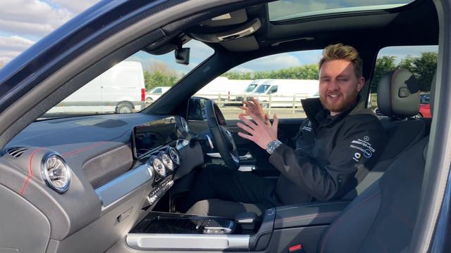 Living with an EQB from Mercedes-EQ | New 2022 EQB 350 4MATIC in-depth UK road test and review in 4 смотреть онлайн