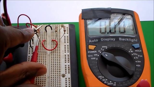 How to Measure DC Voltage and Current in a Parallel Resistor Circuit смотреть онлайн