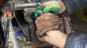 Вскрываю поршневую. В каком состоянии коленвал? Хонда лид 90 за 16000 руб. Часть 3.