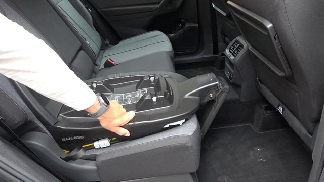 Maxi Cosi Familyfix2 I-size Isofix Basisstation Befestigen Einbauen