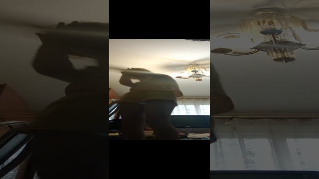 Повторяй за моими движениями смотреть онлайн