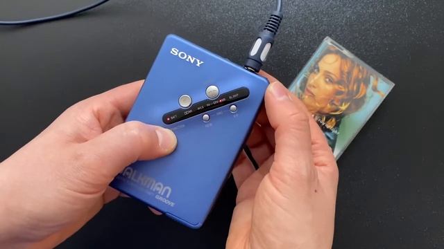 Sony Walkman WM EX677 смотреть онлайн