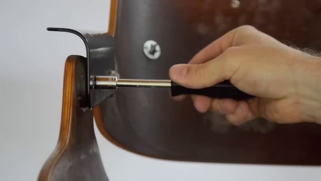 The Eames Lounge Chair Restoration Story #1 смотреть онлайн