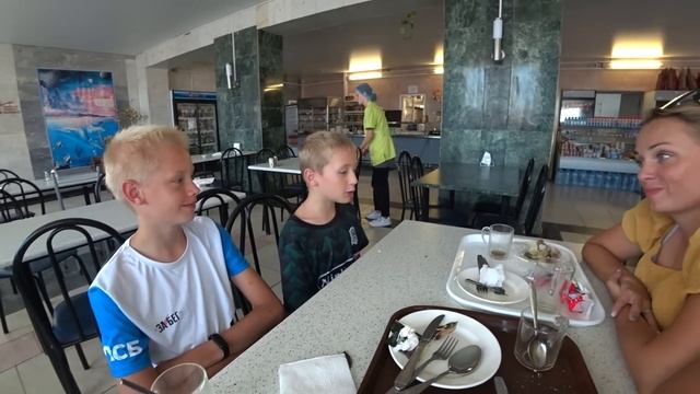 Отдых в Веселовке. Сколько надо денег для отдыха здесь?! Обзор цен, моря, пляжа. (Папа Может) смотреть онлайн