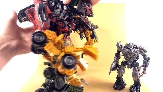 @TransformersOfficial Studio Series DEVASTATOR Video Review смотреть онлайн