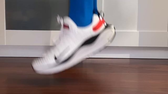 ? Nike Infinity Run 4 Review | Descubre el Nuevo REACT X ? смотреть онлайн