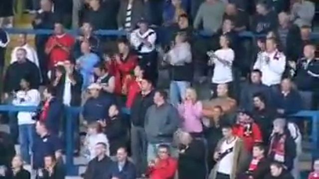 FC United's Passionate Supporters смотреть онлайн