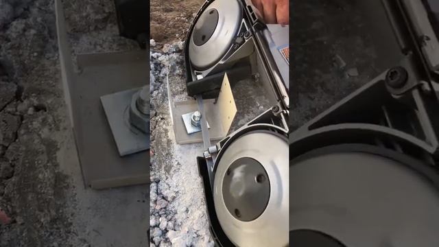 very fast iron cutter ?? ? every mechanical man need this tool #tool#mechanical#fast смотреть онлайн