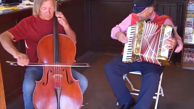 Young Brian's Solvang Adventure complete with Accordion Player! смотреть онлайн