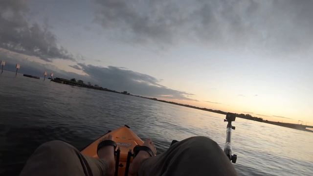 Рыбалка на каяках, Зачетная рыбалка , Поймали селедку и групера ,И много другой рыбы! смотреть онлайн