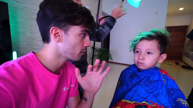 LE CORTE EL PELO A PICULINCITO *broma pesada* смотреть онлайн