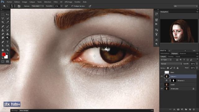 Photoshop - Halloween Photomanipulation Bella Vampire