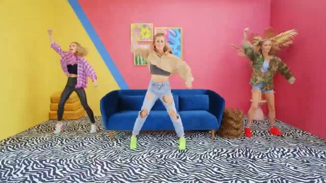Skechers: UNO смотреть онлайн