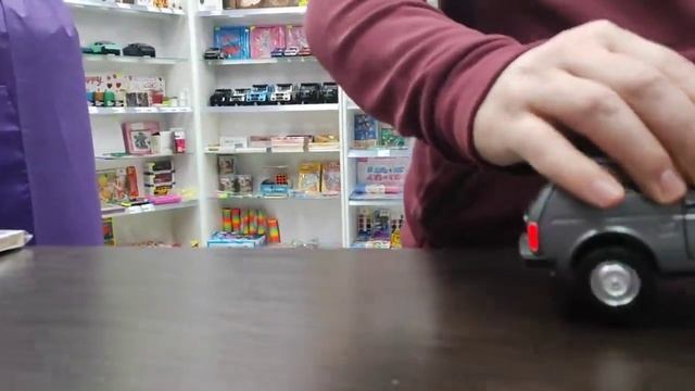 Обзор машинки Нива 4х4 1:18 серая #обзормашинок #нива4х4 #ваз