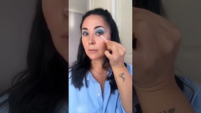 Учебное пособие по макияжу синими тенями для век смотреть онлайн