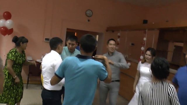 НА СВАДЬБЕ смотреть онлайн