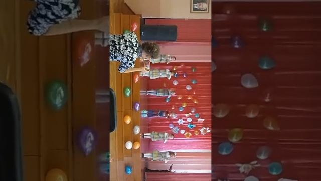 Танец на День учителя 5.10.18 смотреть онлайн