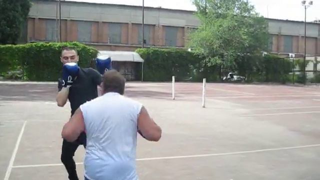 БОКС/ ВЛАДЕЙ ДИСТАНЦИЕЙ, ДВИГАЙСЯ, КОНТРАТАКУЙ ! смотреть онлайн