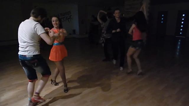 2014 03 07 233500 8 марта в ренессансе DSCN1869 смотреть онлайн