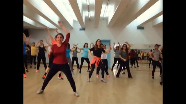 Zumba® with Sule @odtü|metu 2016/ Zumba "Belly Dance"- Boshret Kheir by Hussain AlJassmi смотреть онлайн