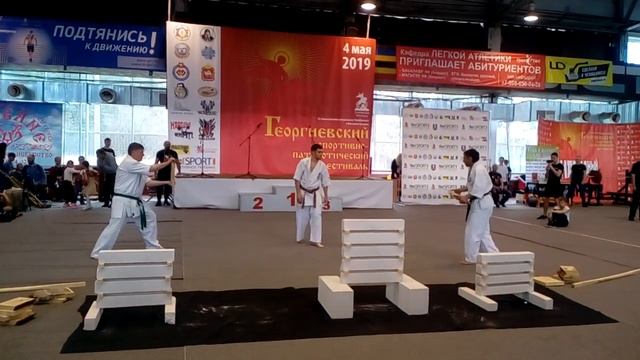 Георгиевский Фестиваль ( показательные выступления ) Kyokushin-profi74.ru смотреть онлайн