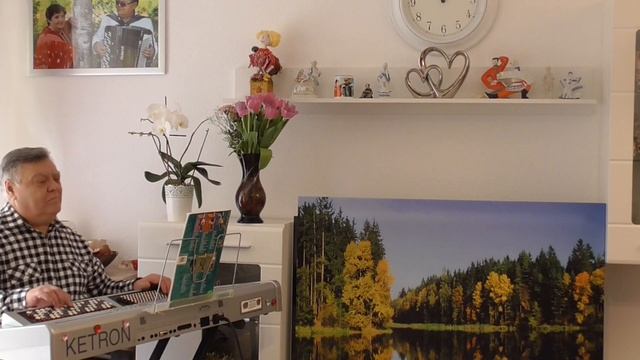 Муз.В.Оякяэра"Эстонская полька" исп.В.Мозбах. смотреть онлайн