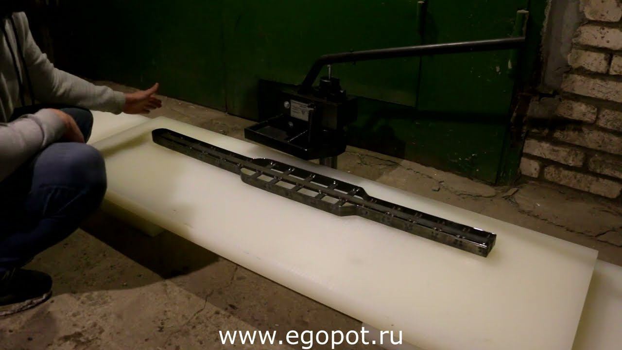 Вырубка больших деталей из кожи смотреть онлайн