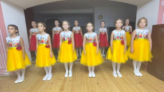 Ансамбль Gloriosa «Как лечили бегемота» и «Obwisana» смотреть онлайн