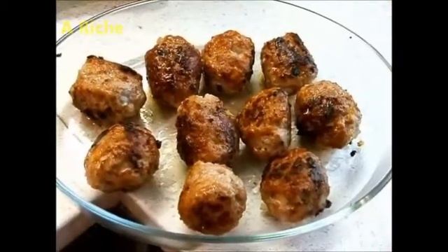 Тефтели в томатном соусе с яйцом / Boulettes Sauce Tomate .wmv