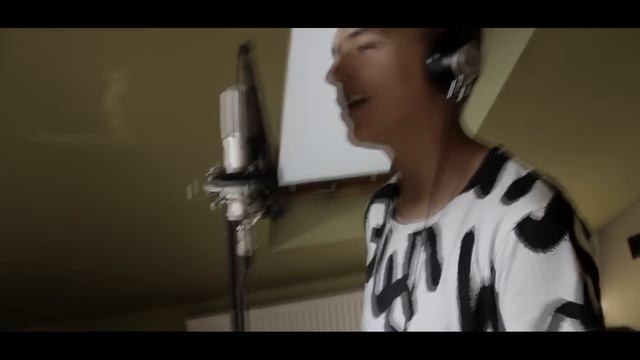 W2hatz - #HOT16CHALLENGE #MAYP1X #KRIS смотреть онлайн
