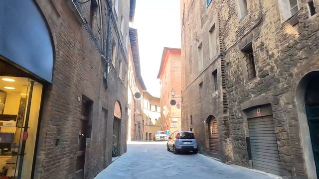 Siena, Italy - 2022 - Virtual Walking Tour City - 4K/60FPS ASMR смотреть онлайн
