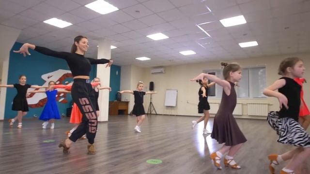 Спортивно-бальные танцы 8-9 лет смотреть онлайн