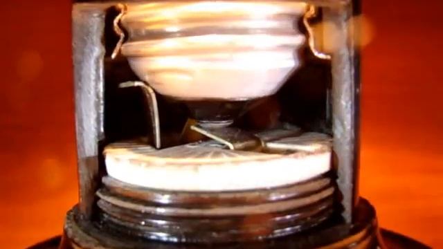 Как вкручивается лампа смотреть онлайн