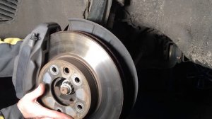 Как поменять колодки Volkswagen Touareg