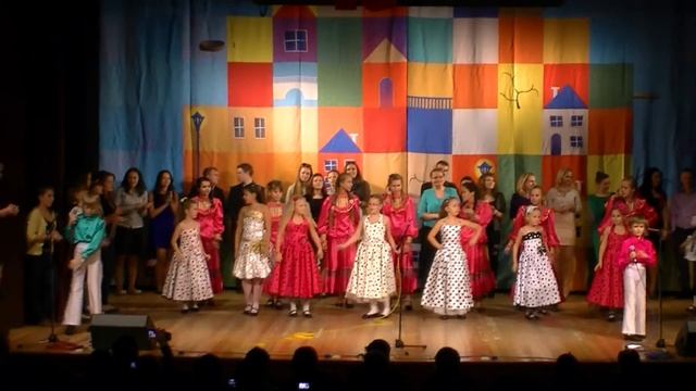 Конфетти для  Папарацци.